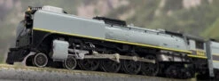 KATO 126-0403 N Scale Union Pacific FEF-3 4-8-4 Steam Loco UP 8444