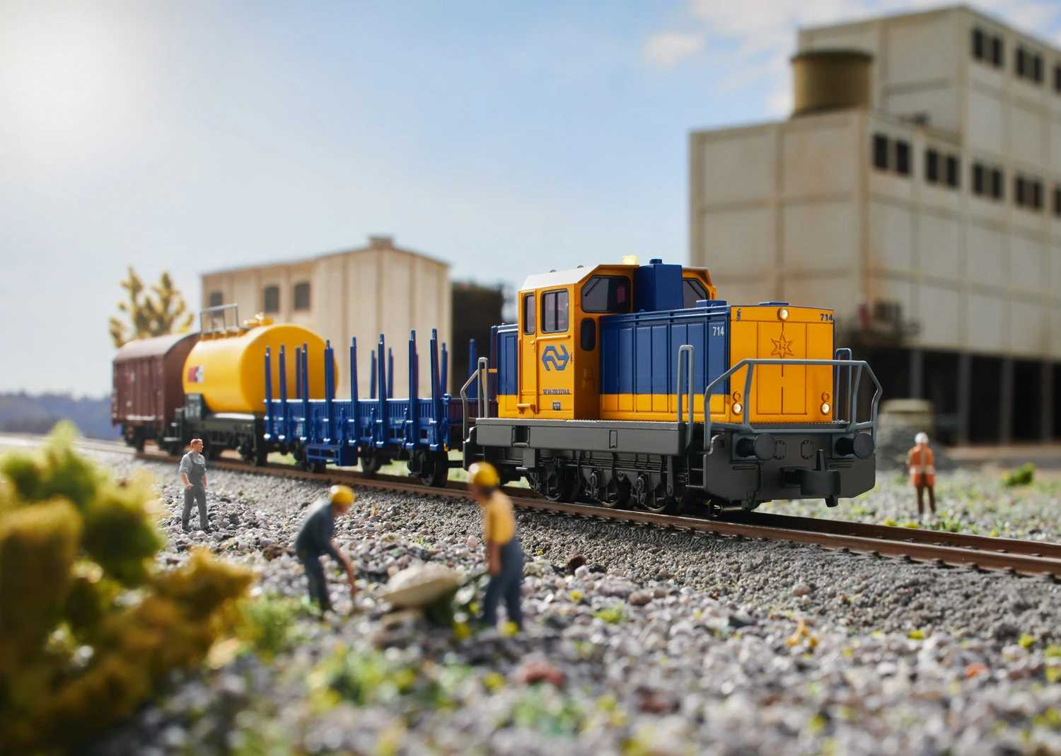 MĂ€rklin 29023 HO Scale Dutch "Nederlandse Spoorwegen" Freight Digital Starter Train Set - Image 3