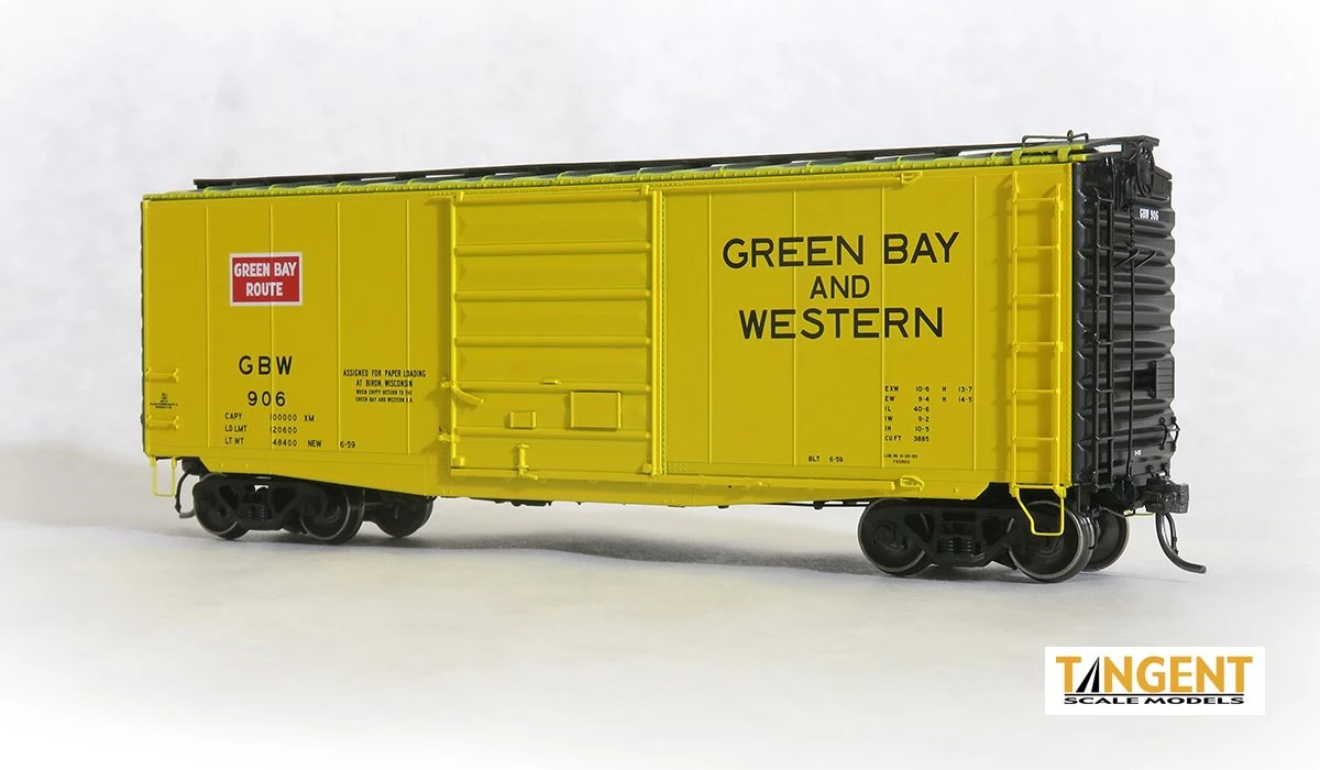 Tangent Scale Models 26012-02 HO Scale 40' PS-1 9' Door Boxcar Green Bay & Western GBW 913