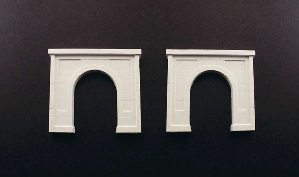 Woodland Scenics C1152 N Scale Single Track Tunnel Portal - Concrete (2-Pack) - Image 2